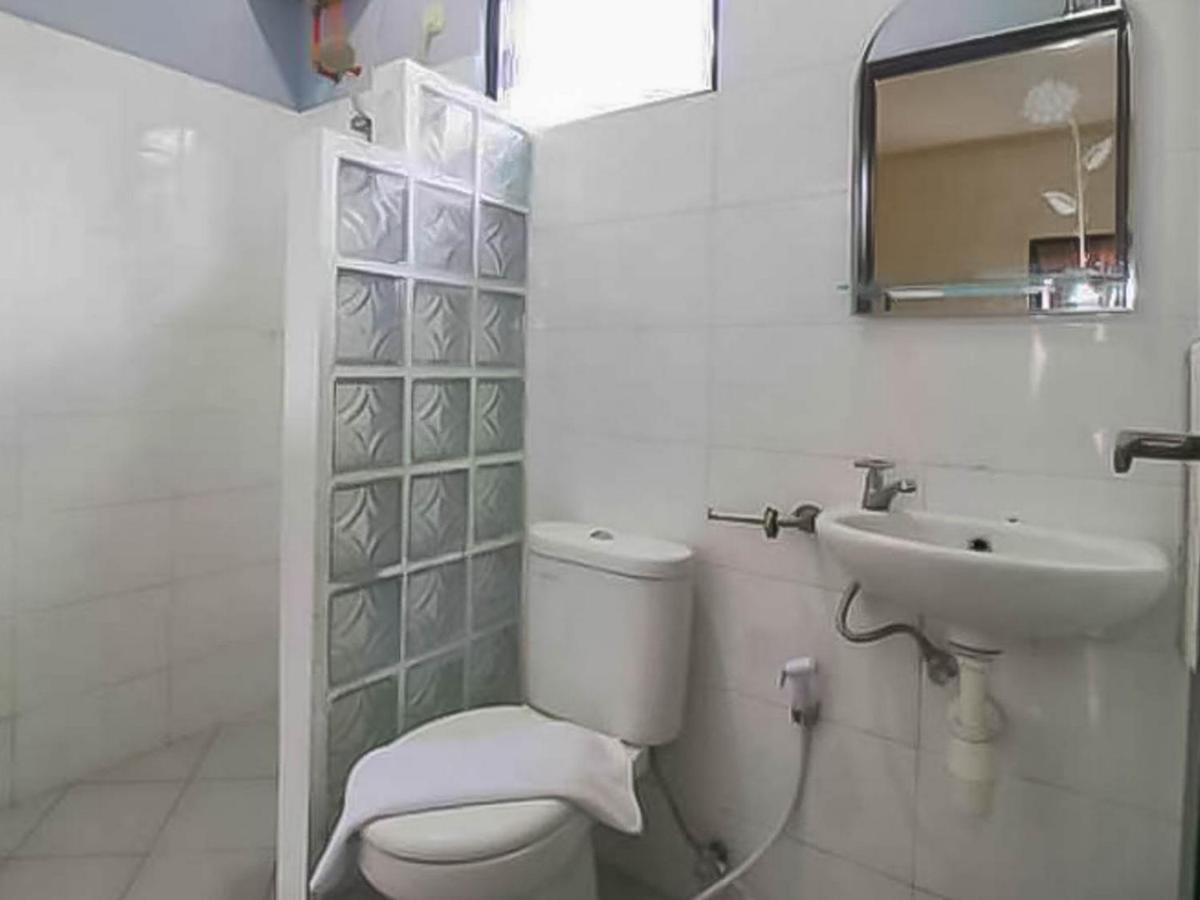 Reddoorz @ Wisma Pangrango Палангкарая Екстериор снимка