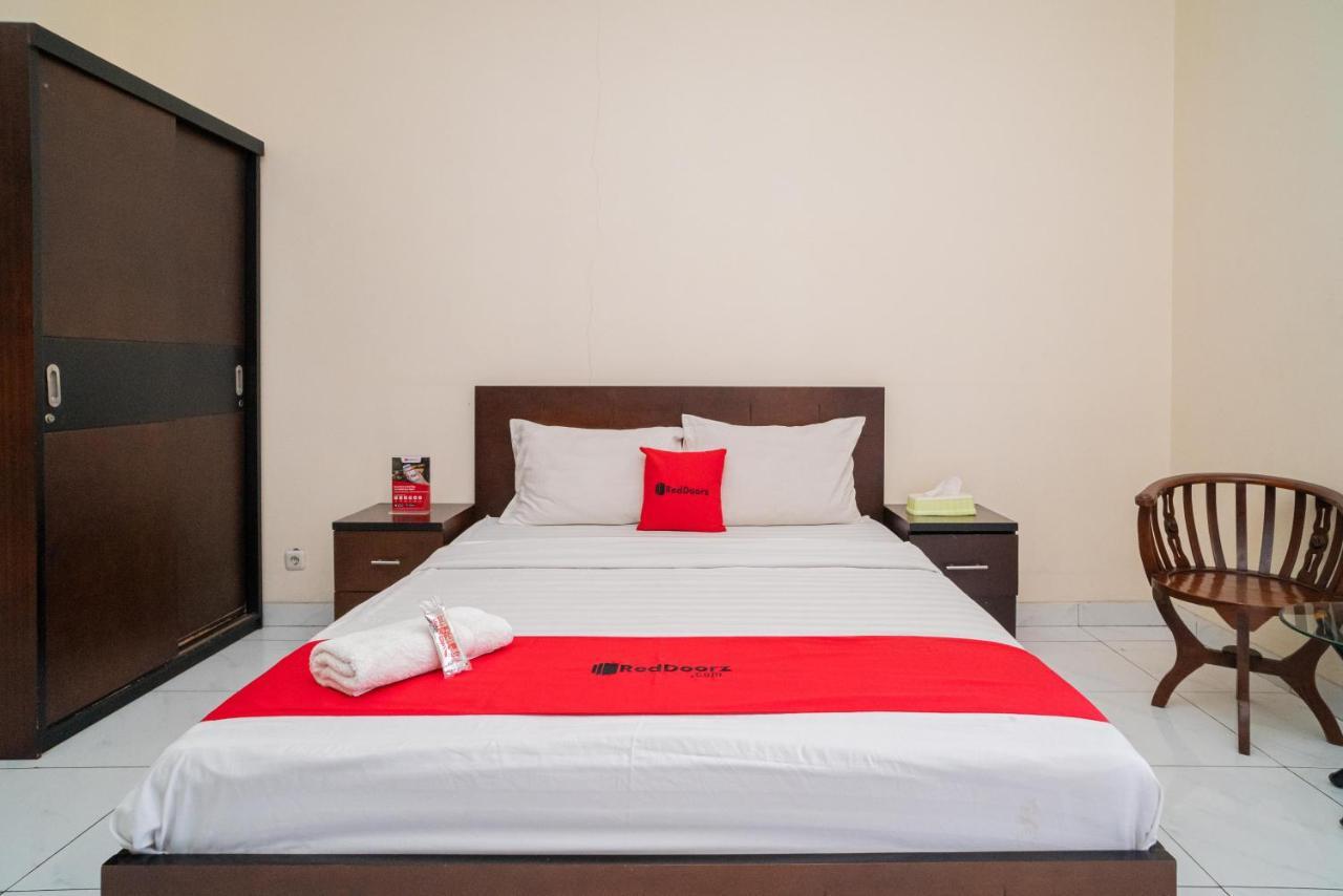 Reddoorz @ Wisma Pangrango Палангкарая Екстериор снимка