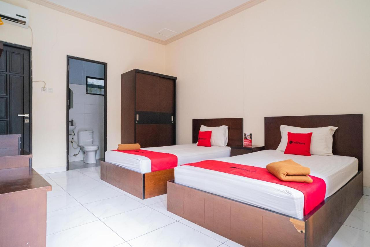 Reddoorz @ Wisma Pangrango Палангкарая Екстериор снимка