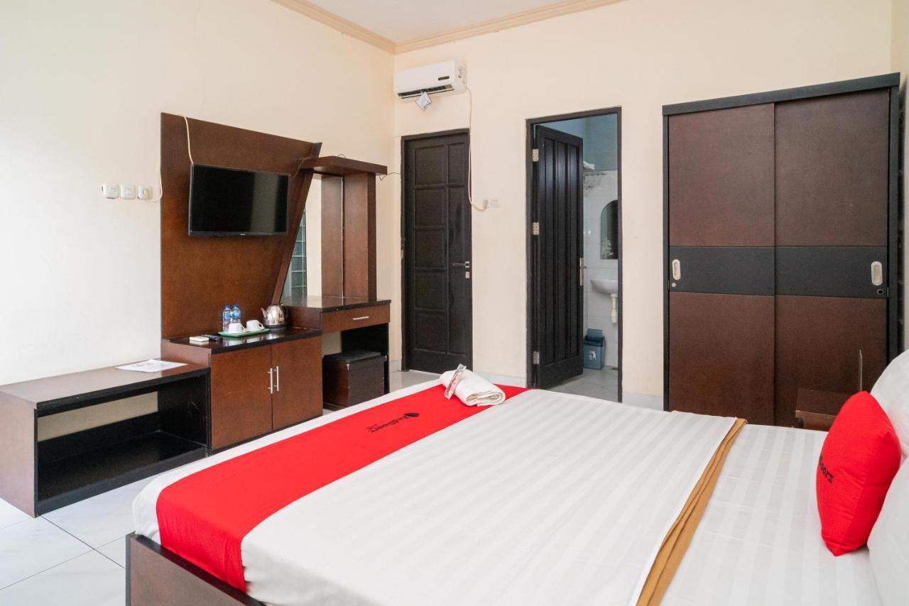 Reddoorz @ Wisma Pangrango Палангкарая Екстериор снимка