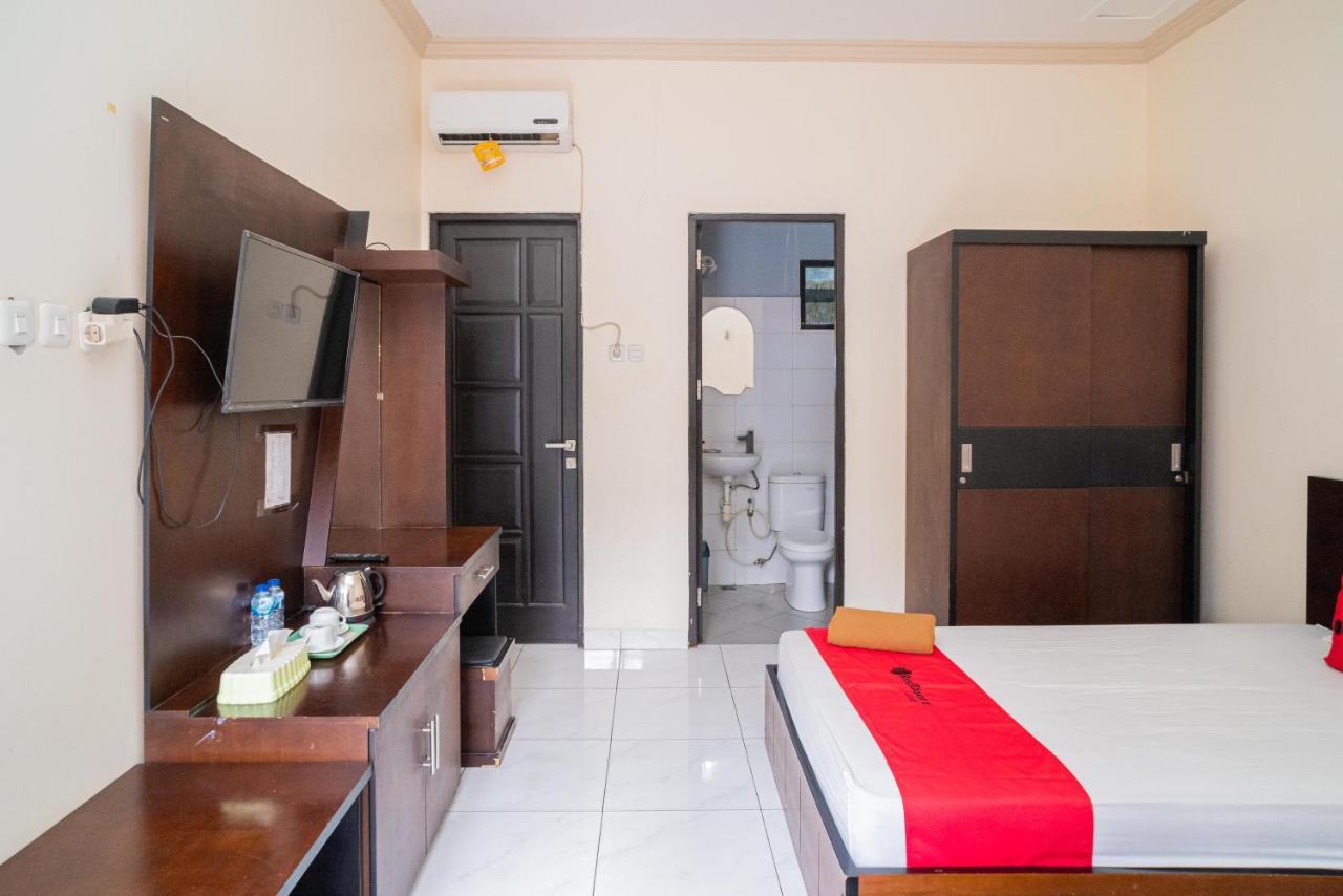 Reddoorz @ Wisma Pangrango Палангкарая Екстериор снимка