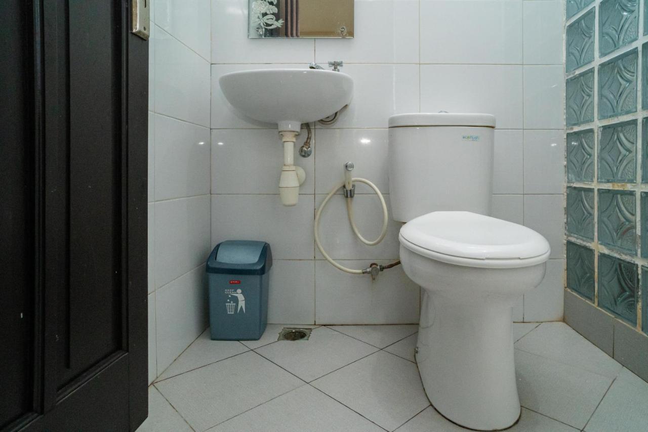 Reddoorz @ Wisma Pangrango Палангкарая Екстериор снимка