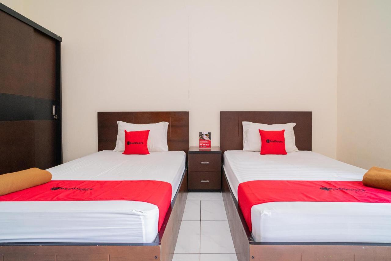 Reddoorz @ Wisma Pangrango Палангкарая Екстериор снимка